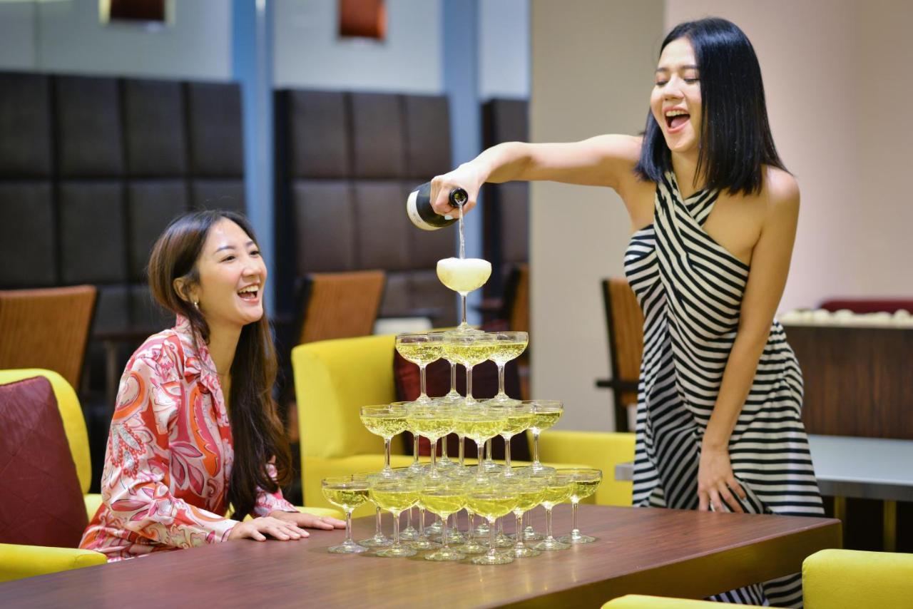 Belaire Bangkok Sukhumvit Otel Dış mekan fotoğraf
